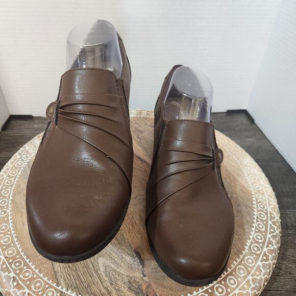 NWOT Bass Brown Faux Vegan Leather Blair Go to Comfort Slip on Shoes Women 8.5 - Picture 7 of 8